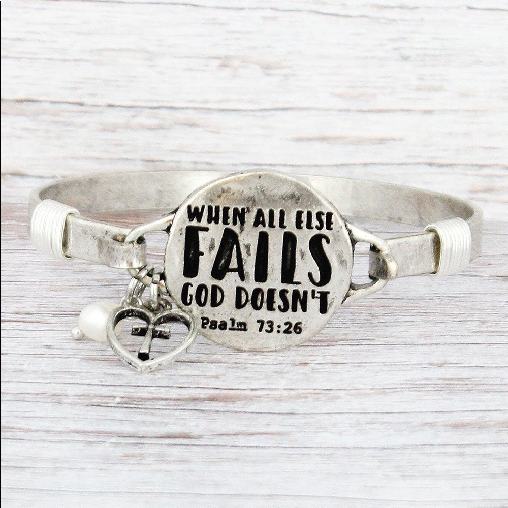 🌼 SALE 🌼 .......... BRACELET